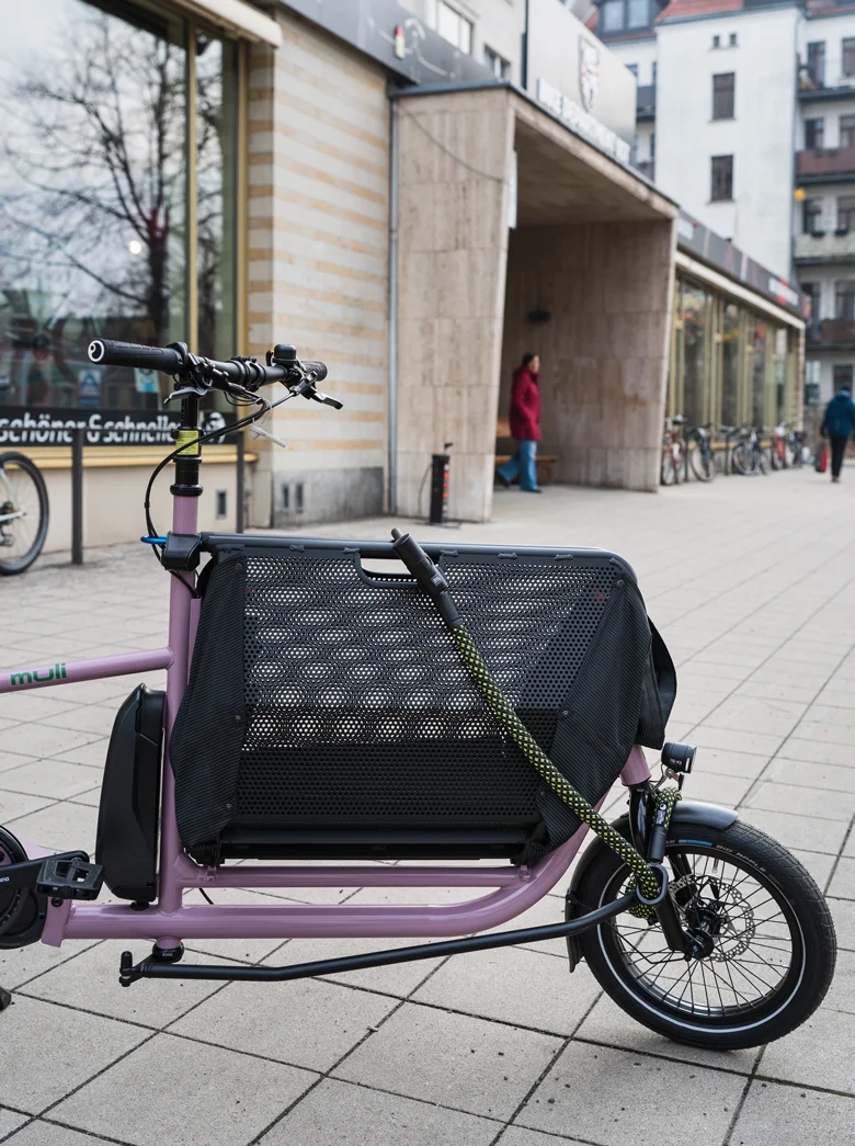 texlock Fahrradschloss an einem Lastenrad in Hamburg